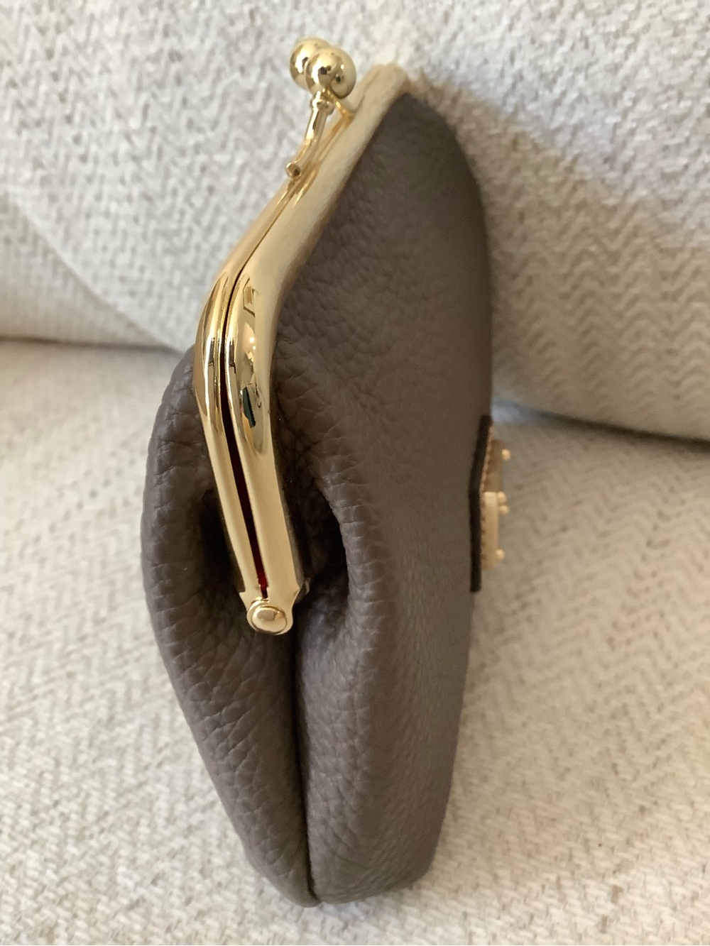 Dooney & Bourke Pebbled Kiss-Lock Coin Purse in Elephant with Gold Hardware - Picture 4 of 6